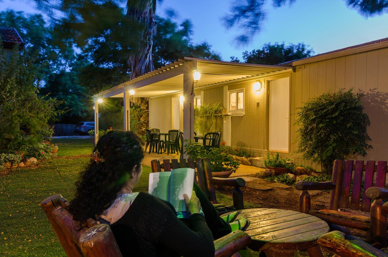 Bed and Breakfast Orna'S Corner Yuval Экстерьер фото